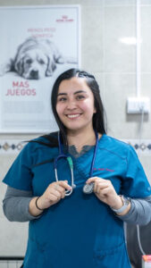 Sofía Gómez Gallegos Médico Veterinaria Diplomado Medicina interna en Animales Pequeños HVS (C)