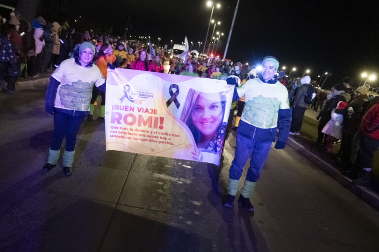 Murga de pacientes oncológicos llevó mensaje de vida saludable alCarnaval de Invierno