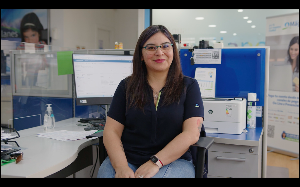 Rossana Velásquez, Asistente Comercial Puerto Natales.